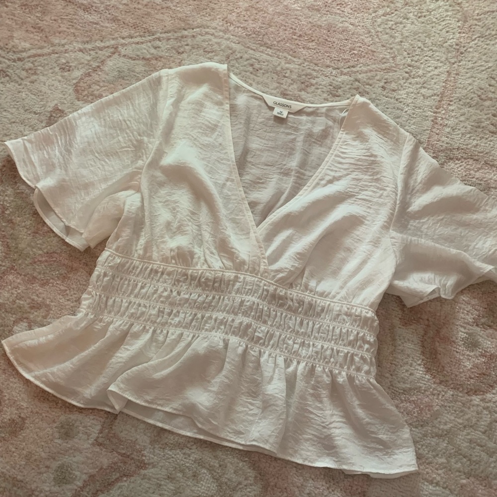 glassons size 12 white flowy top v neck